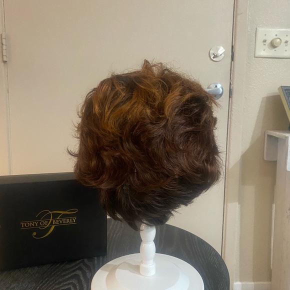 Tony of Beverly Hills short Auburn wig